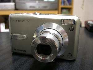 FinePix F30